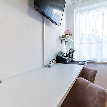 The Rozolina Room Cres Luaran gambar