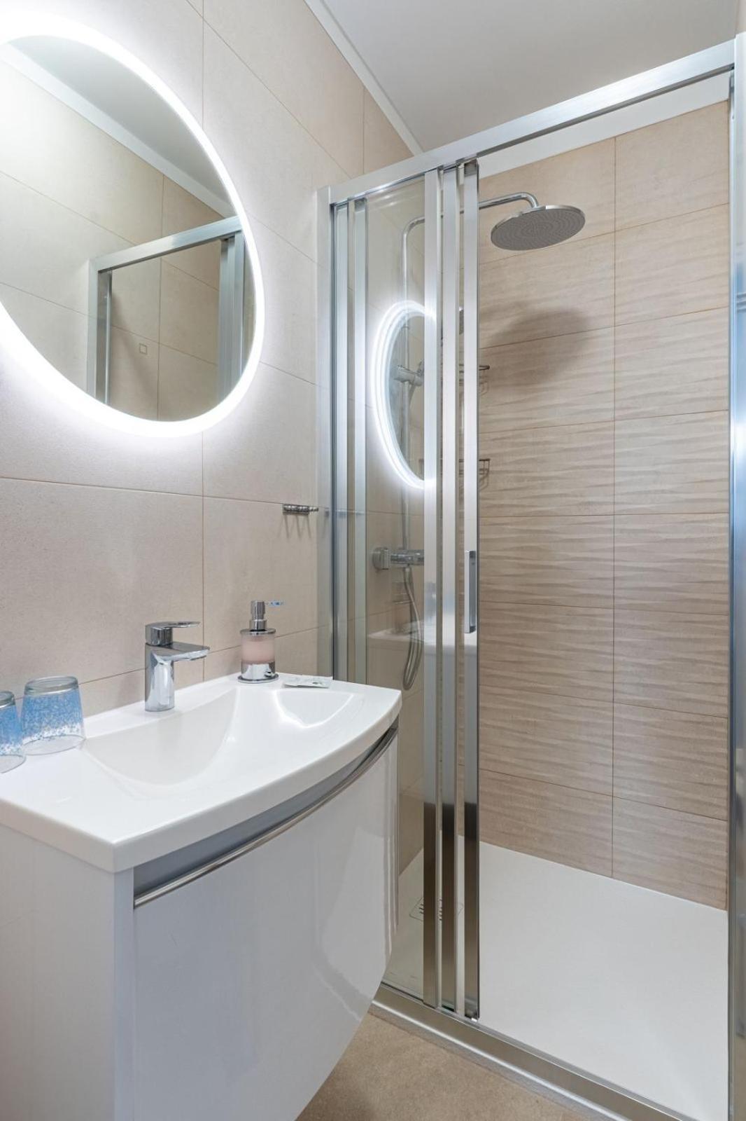 The Rozolina Room Cres Luaran gambar
